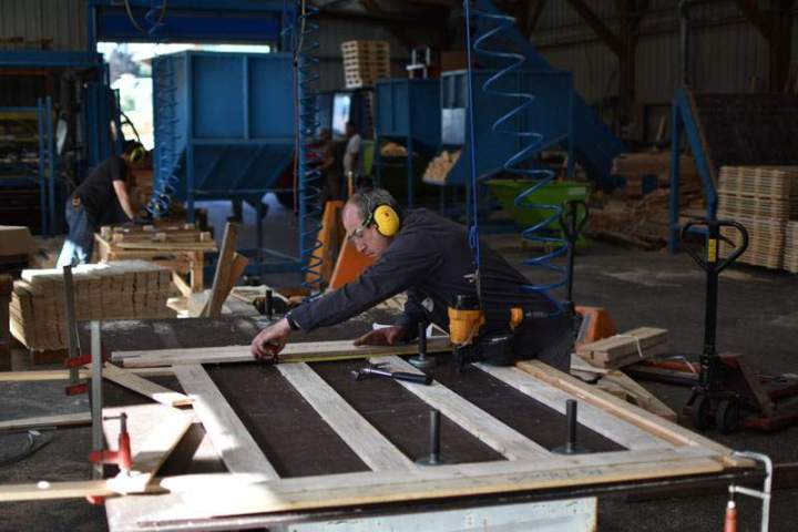 Découpe de bois près du Mans