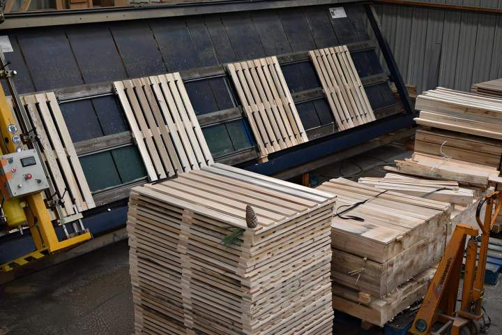 Palette en bois près du Mans